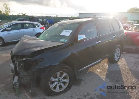 2012 Toyota Highlander Se V6 z USA, uszkodzony, nr VIN 5TDBK3EH4CS101837